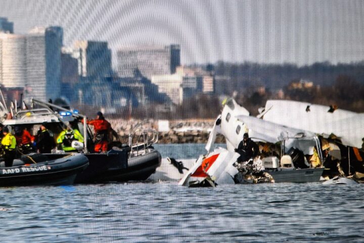 Hallados 40 cuerpos del accidente de Washington