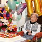 Foto tomada en el 116 cumpleaños de Tomiko Itooka, el 23 mayo de 2024