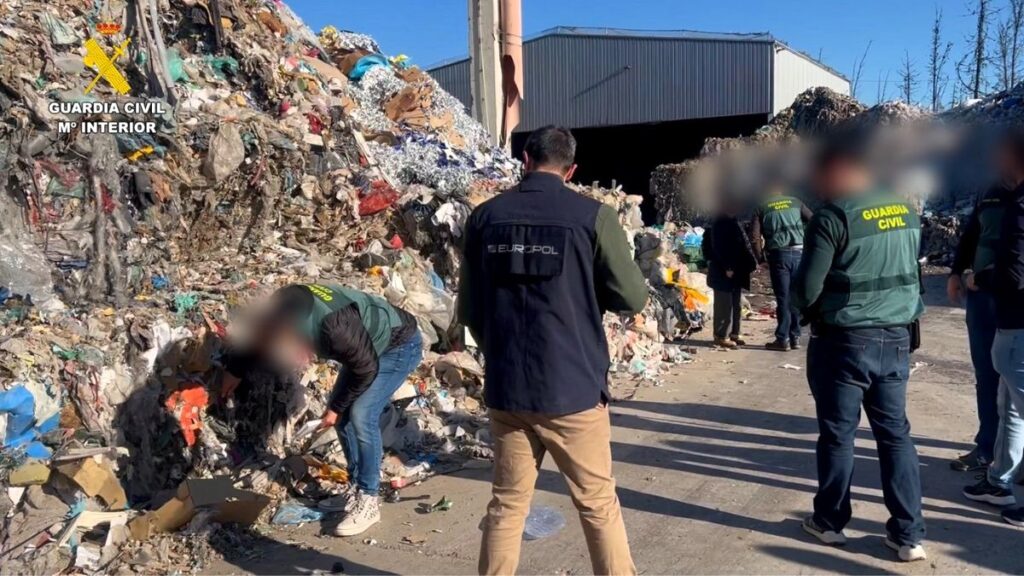 Trafican con basura que traen a España desde Italia