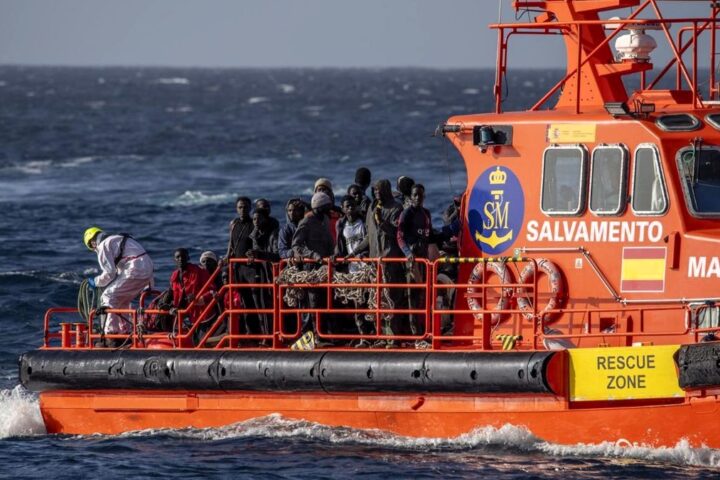 Cataluña no quiere entrar en el reparto de menores migrantes