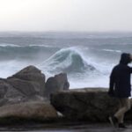 Martinho pone en aviso a media España por lluvia, olas y viento