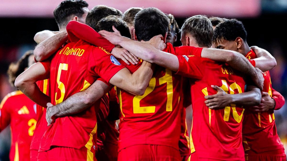 España doblega a Países Bajos en un partido trepidante