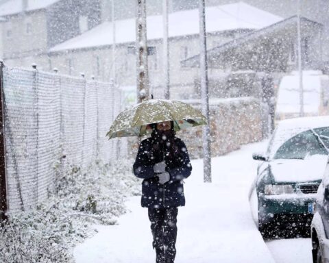 Konrad mantiene en alerta a media España por lluvia y nieve