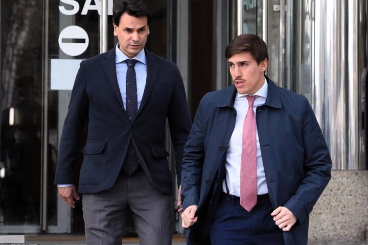 La pareja de Ayuso niega que él haya admitido delitos fiscales