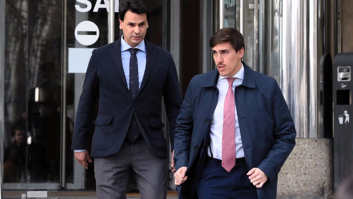 La pareja de Ayuso niega que él haya admitido delitos fiscales