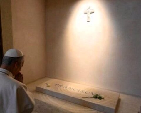 León IV o la mano del Papa Francisco
