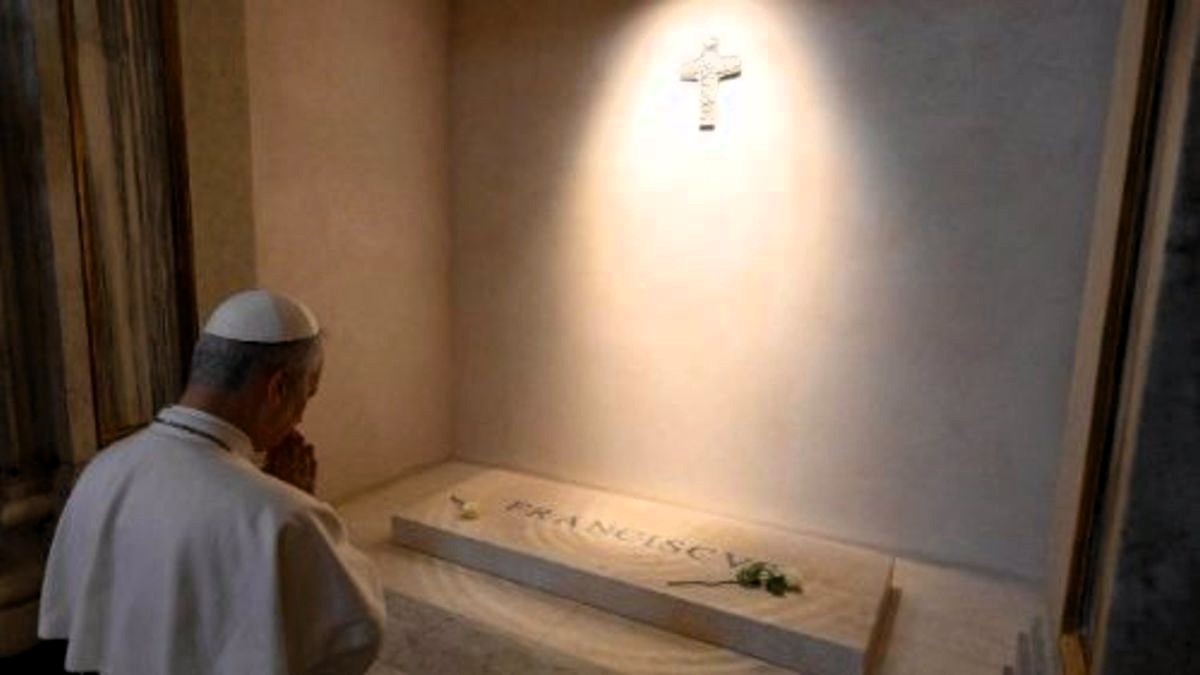 León IV o la mano del Papa Francisco