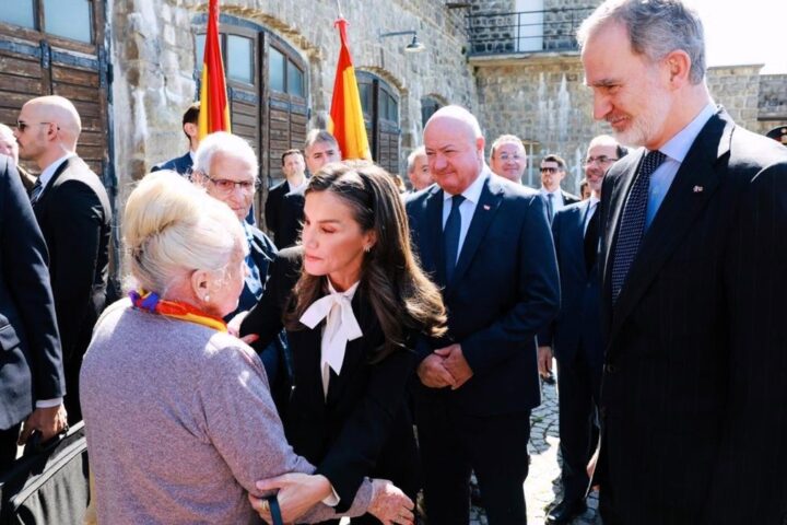 Homenaje de los Reyes a las víctimas españolas de Mauthausen