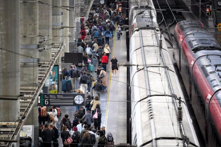 El robo de cable interrumpe los trenes tren de Andalucía a Madrid