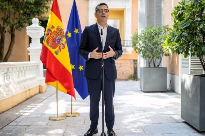 Bolaños subraya que la UCO no habla de financiación ilegal del PSOE y dice que el "impuesto" es la cuota voluntaria