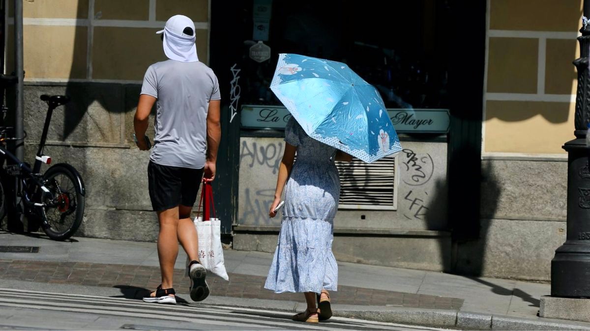 Más de la mitad de España está hoy en aviso por tormentas y calor