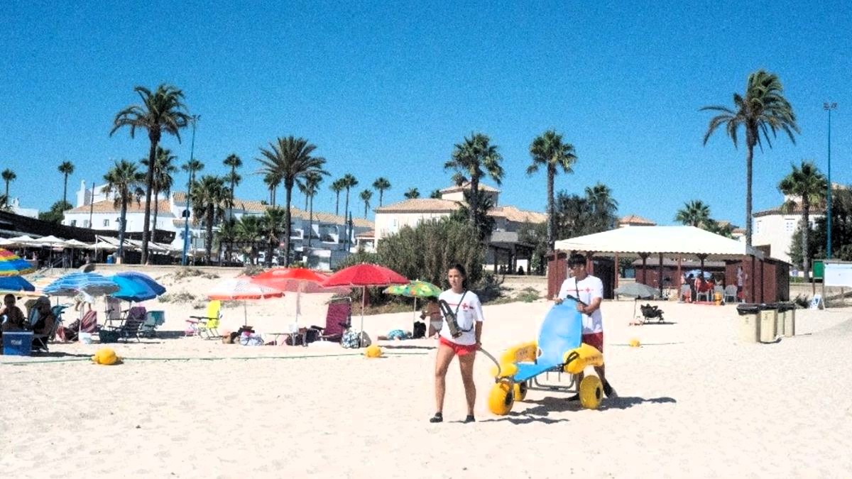 Cruz Roja inicia la temporada de verano en 201 playas