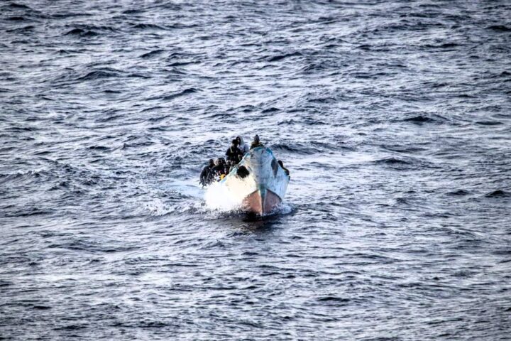 La Guardia Civil investiga la aparición de cadáveres de migrantes atados de pies y manos en aguas de Baleares