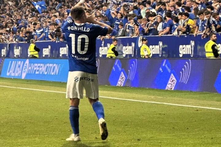 El Oviedo remonta al Mirandés y vuelve a Primera 24 años después