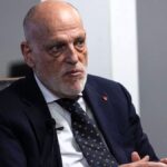 Tebas: "Estaría más cómodo abrazando a Florentino"