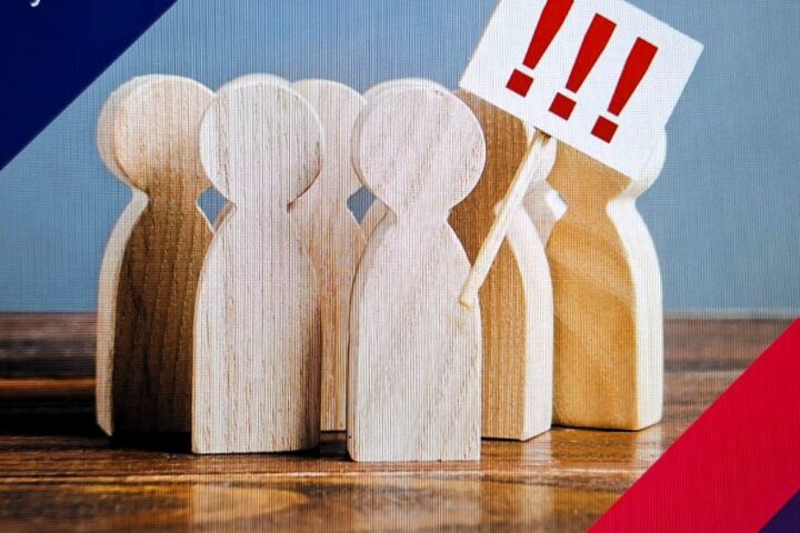 La mayoría de la población española piensa que el país está roto y en decadencia