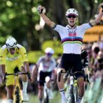 Tadej Pogacar logra su victoria 100 y confirma el pulso con Vingegaard por el Tour