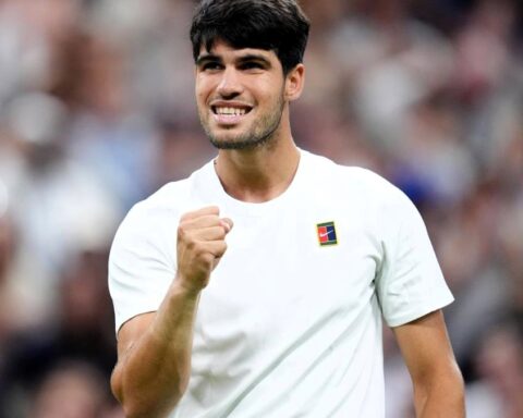 Alcaraz se exhibe ante Norrie de camino a semifinales de Wimbledon y manda un mensaje a sus rivales