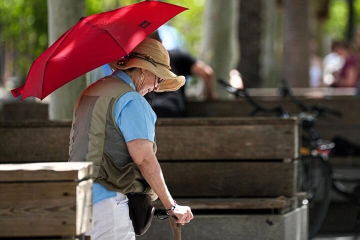 Córdoba, Jaén y Granada tendrán este lunes avisos por temperaturas extremas en una jornada soleada en casi toda España