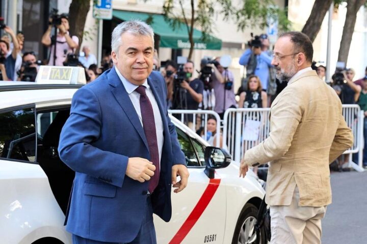 El Supremo mantiene a Cerdán en prisión y rechaza "agravio comparativo" alguno con Ábalos o Koldo