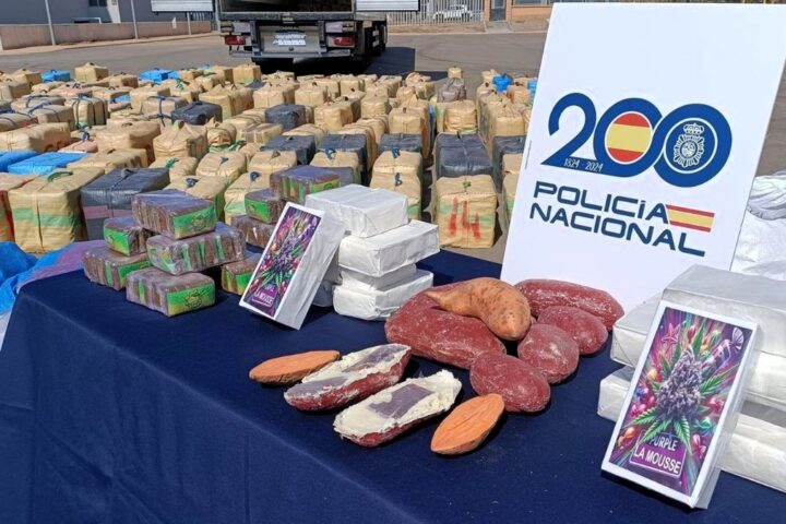 Meten más de quince toneladas drogas entre sandías y batatas desde Marruecos