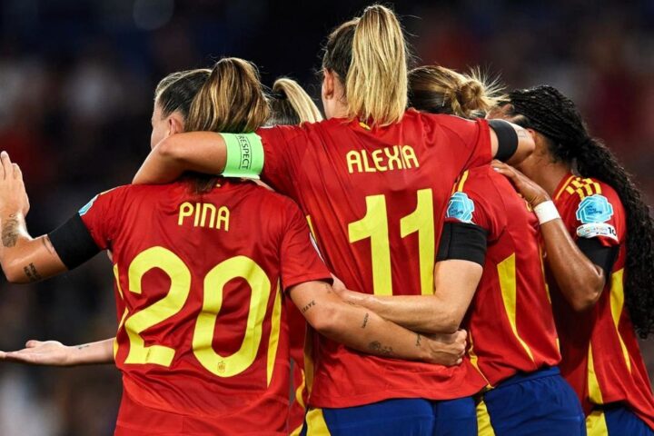 España entra arrolladora en la Eurocopa y golea a Portugal (5-0)