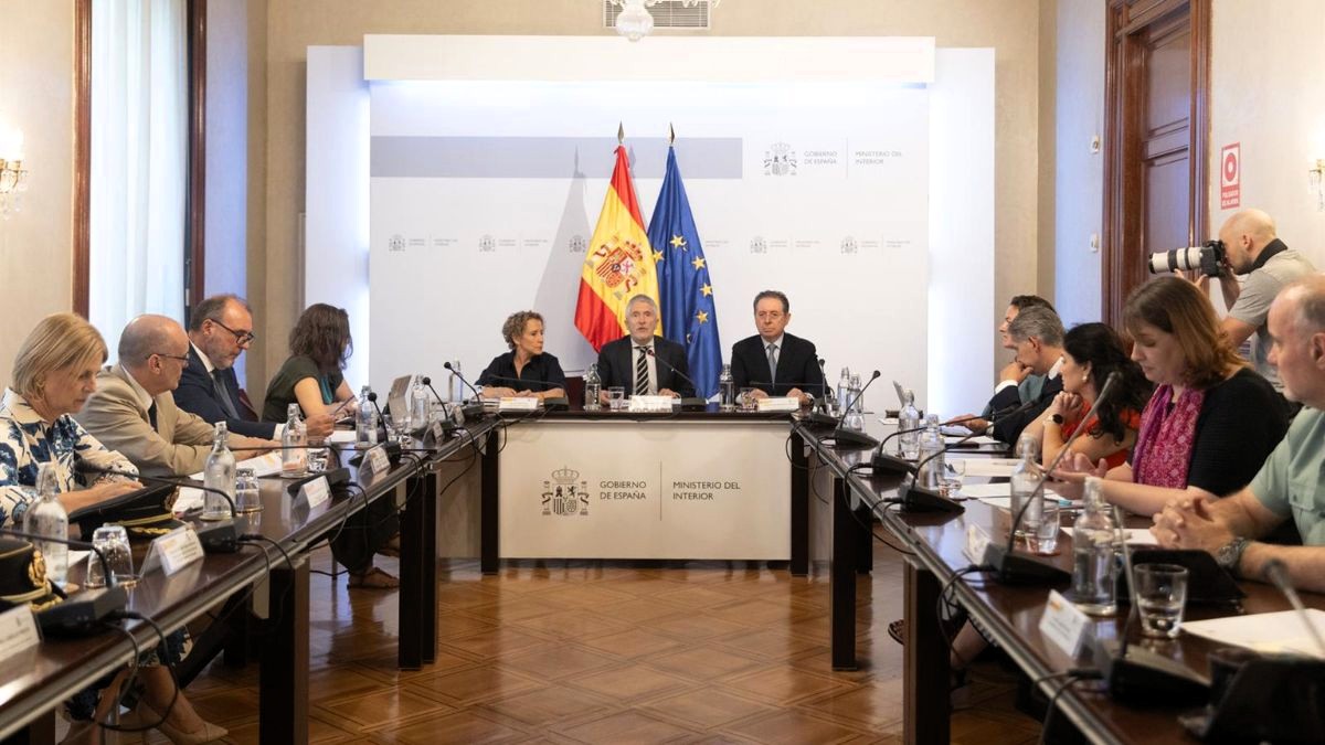 Interior ordena redoblar la vigilancia sobre grupos de extrema derecha y contenidos en redes que incitan al odio