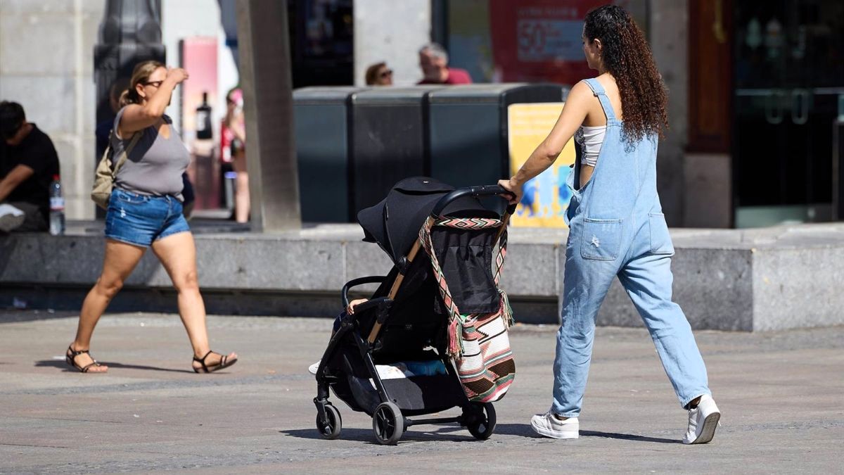 Hoy entran en vigor los nuevos permisos por nacimiento y cuidado de hijo de hasta 32 semanas