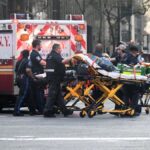 Mata a cinco personas, incluido un policía, en un rascacielos de Nueva York y se suicida