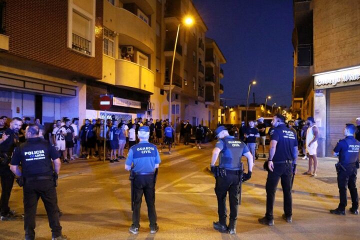 La Guardia Civil 'toma' Torre Pacheco para evitar la 'caza' del inmigrante