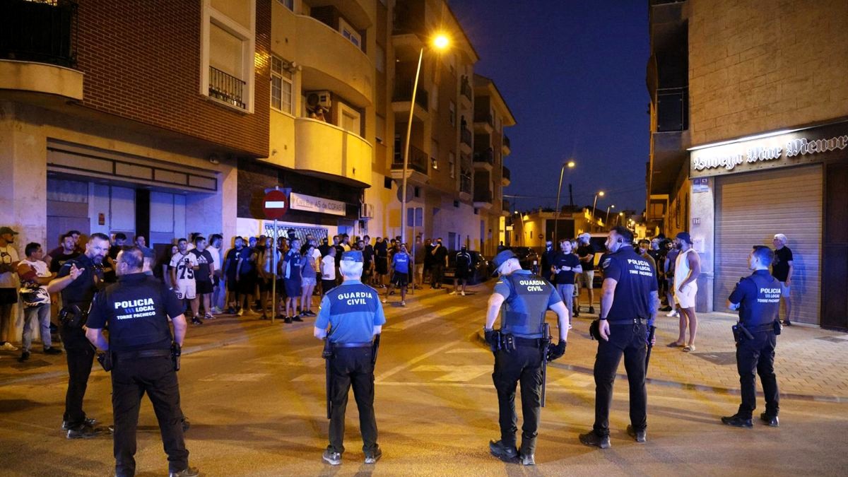 La Guardia Civil 'toma' Torre Pacheco para evitar la 'caza' del inmigrante