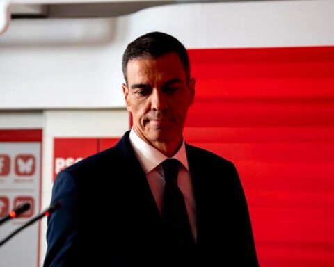 El PSOE llega al Comité Federal con temor a nuevas revelaciones que impidan levantar cabeza