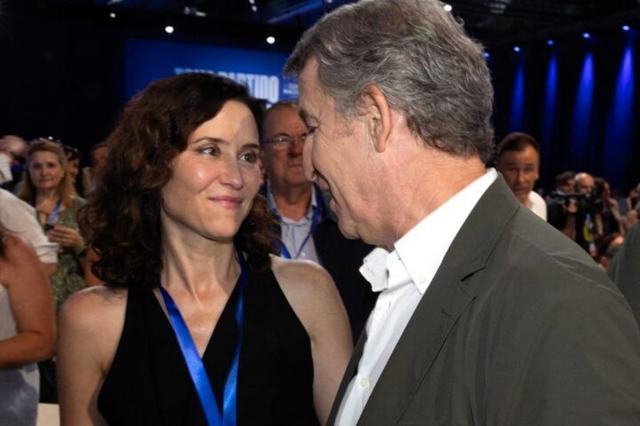 Feijóo arenga al PP a "trabajar" para conseguir los 10 millones de votos que permitan gobernar sin ataduras