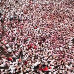 Chupinazo multitudinario para arrancar los Sanfermines