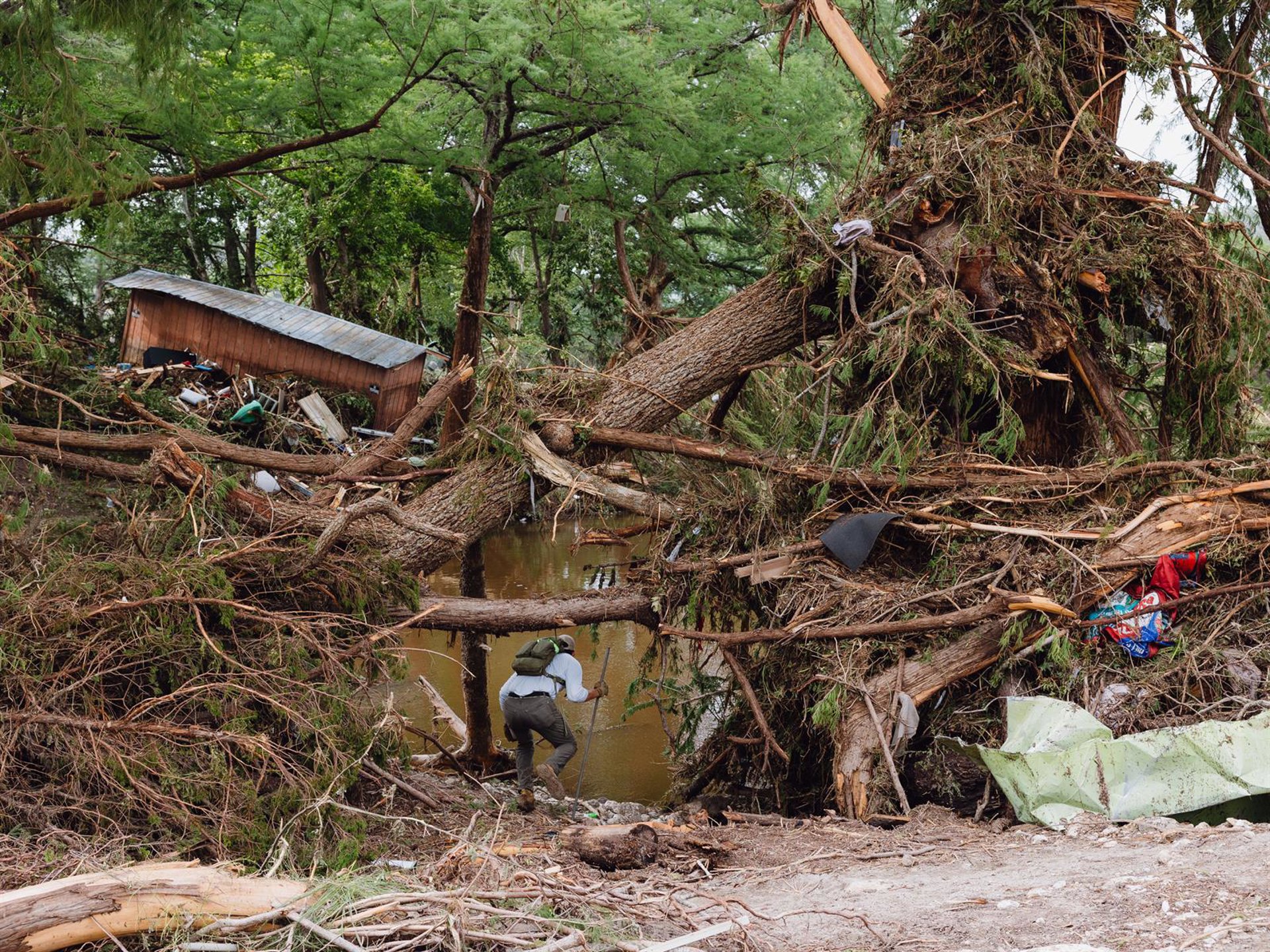 Las inundaciones en Texas dejan ya 91 muertos y decenas de desaparecidos, entre ellos numerosos niños