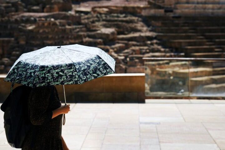 Temperaturas elevadas y tormentas mantienen hoy en alerta a 40 provincias