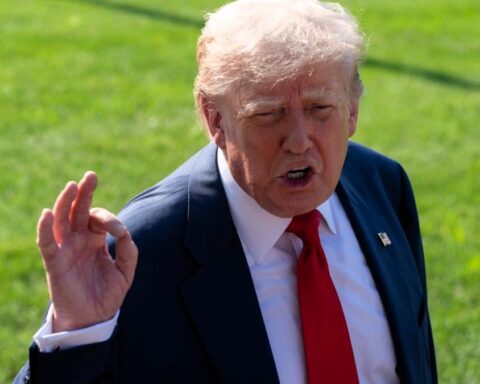 Son las paradojas monstruos de la verdad (Gracián)