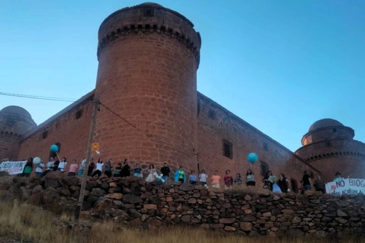 La Calahorra exige futuro lejos de a contaminación