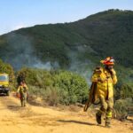 Continúan activos los incendios en Ávila y Cáceres pero por primera vez en días su evolución es favorable
