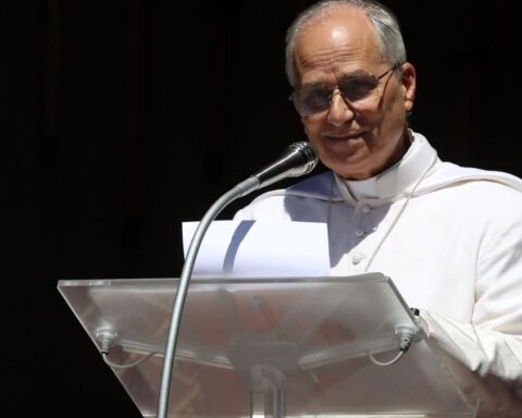 El Papa León arenga en el Jubileo a un millón de jóvenes a que "aspiren a cosas grandes" allí donde estén