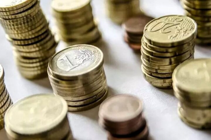 El consumo de las familias tira de la economía española por encima de las previsiones