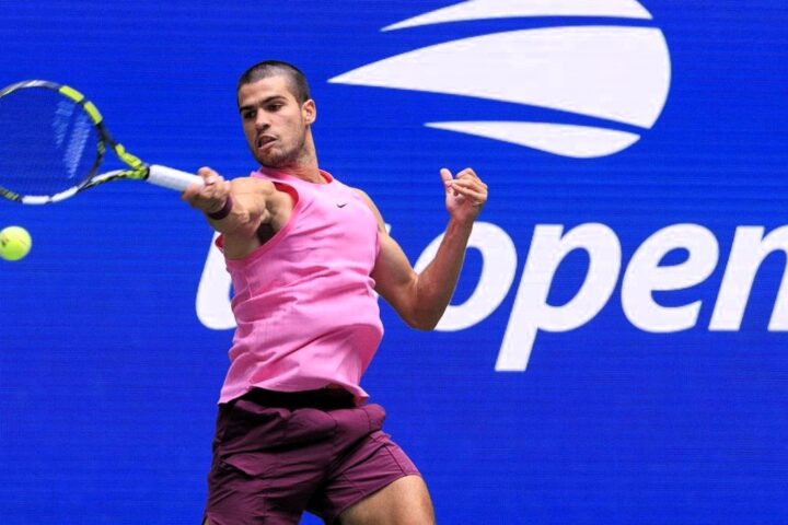 Alcaraz deja a Djokovic sin su sueño americano y se mete en la final del US Open