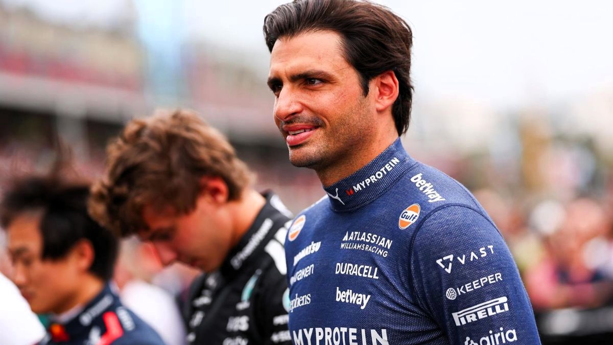 Carlos Sainz: "Este podio es mejor que el primero de mi carrera"