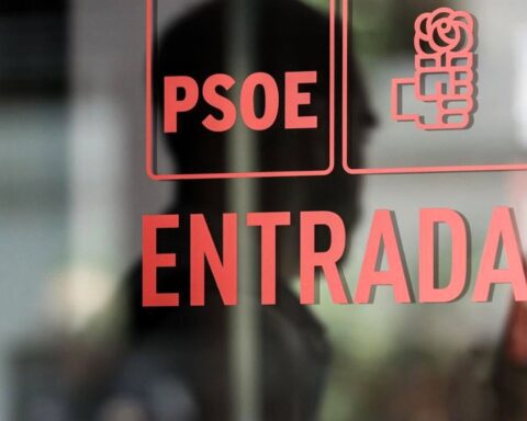 La Audiencia Nacional le aclara al PSOE que le reclama todos los pagos en metálico de 2017 a 2024 y sus justificantes