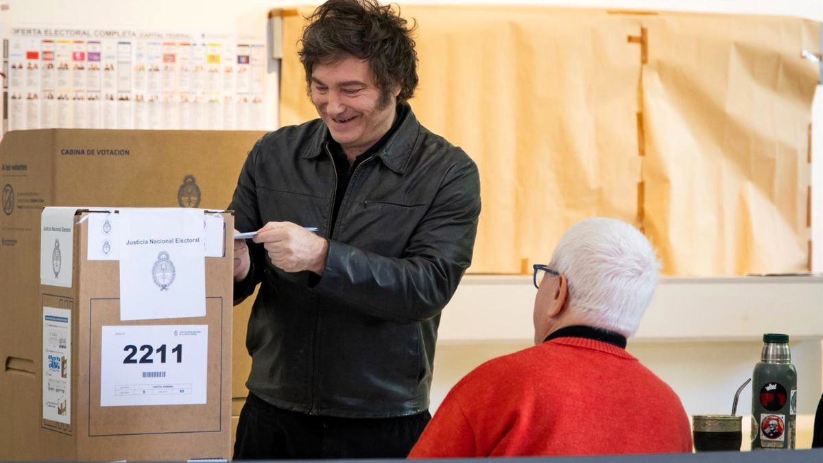El partido de Milei mantiene la confianza del electorado argentino y gana las legislativas en el país