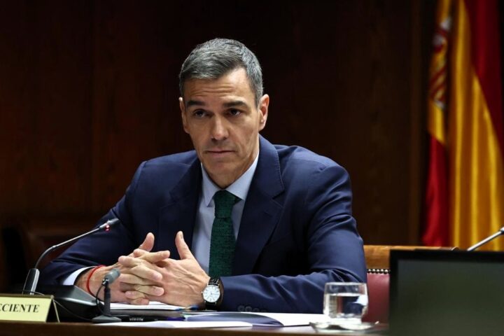 En directo: Pedro Sánchez admite que ha cobrado en efectivo del PSOE pero nunca por encima de mil euros
