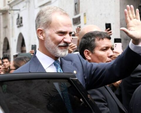 El Rey defiende el español como una "comunidad de valores" que une en tiempos de competencia, de rivalidad y desconexión