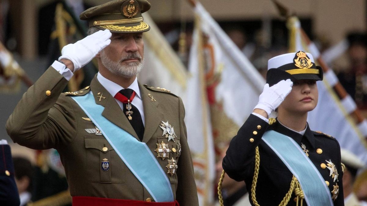 Madrid acoge mañana el desfile de la fiesta nacional, presidido por los Reyes y al que acuden Leonor y la infanta Sofía