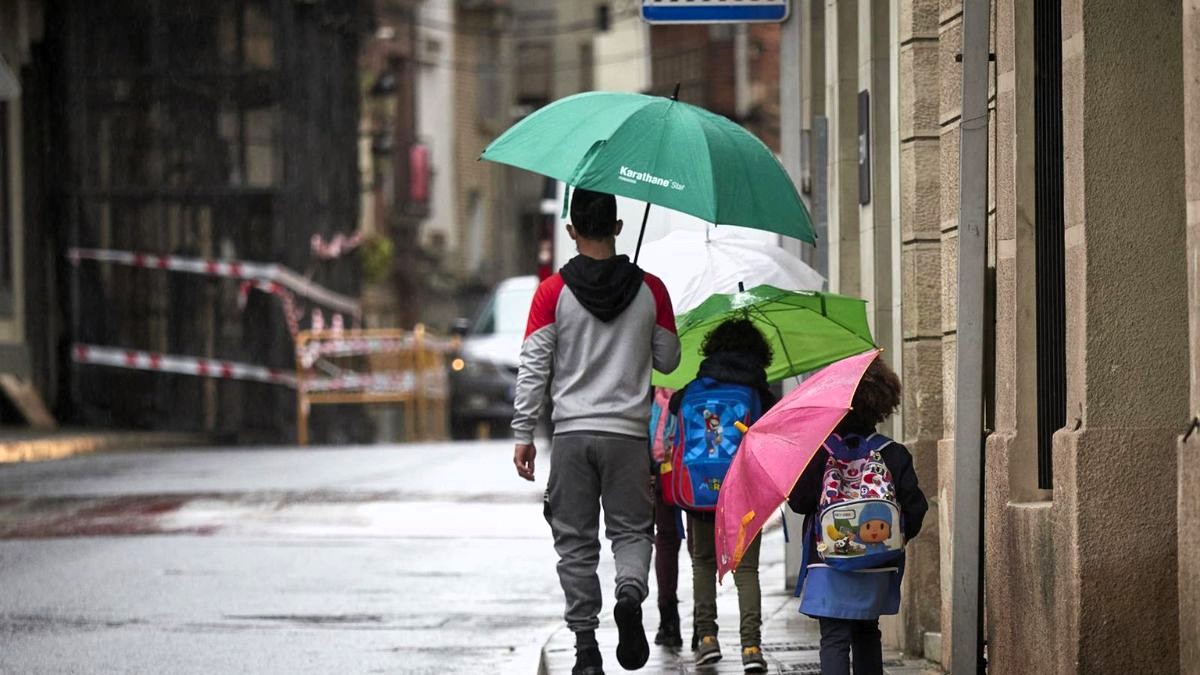 Activados los avisos por lluvias en siete provincias, en varias de ellas con precipitaciones fuertes
