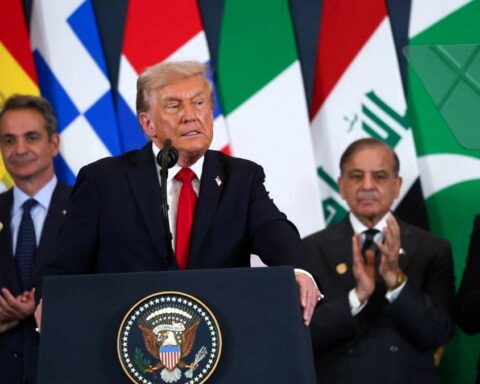Trump reconoce que no quiere proteger a España en caso de ataque y amenaza otra vez con represalias arancelarias por no elevar el gasto en defensa